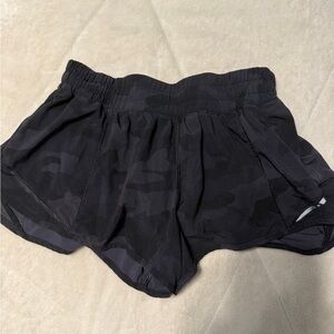 lululemon athletica Dark Camouflage Athletic Shorts length 2.5